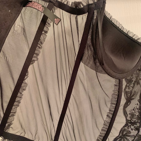Victoria Secret Bridal Black Lingerie and matching skirt brand new condition - Picture 8 of 16